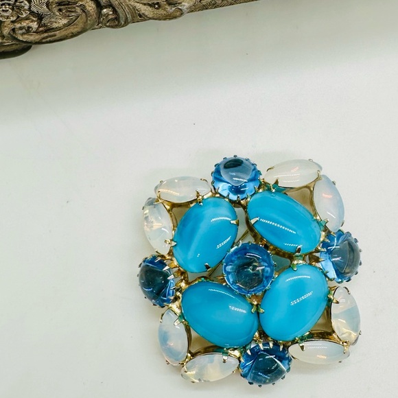 Vintage Blue Rhinestone Brooch - Picture 14 of 14